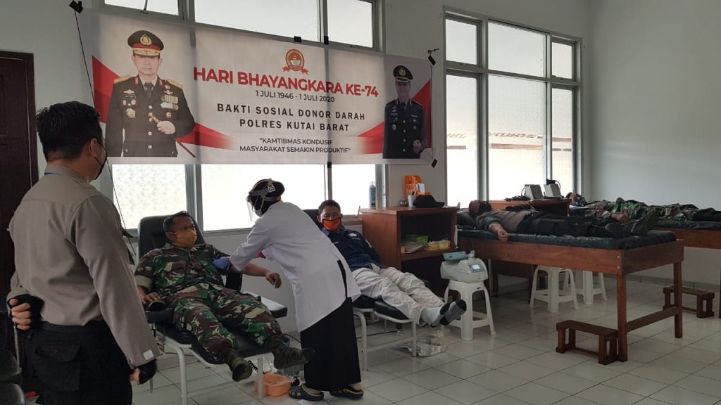 Rangkaian Peringatan Hari Bhayangkara Ke-74, Polres Kubar Gelar Bakti Kesehatan Donor Darah WhatsApp Image 2020 06 24 at 10.47.07