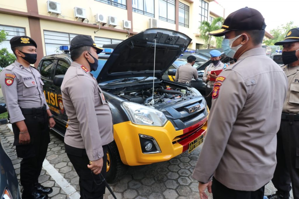 Jelang Pilkada 2020, Kapolres Kukar Cek Kendaraan Dinas Operasional WhatsApp Image 2020 06 24 at 11.19.06