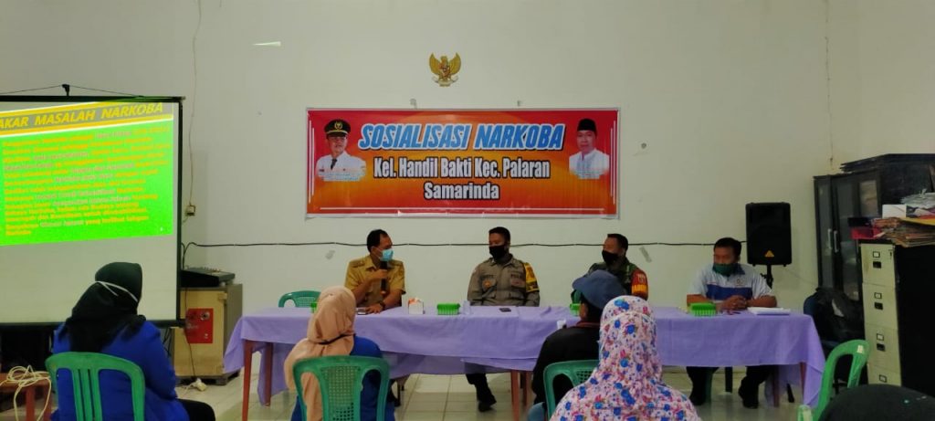 Ditengah Pandemi Covid-19, Bhabinkamtibmas Polsek Palaran Sosialisasikan Tentang Bahaya Narkoba 13 6