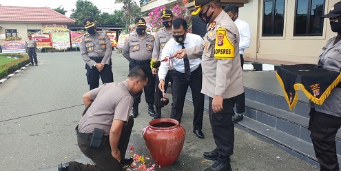 Suasana Hari Bhayangkara ke-74, Polres Bontang Gelar Upacara Kenaikan Pangkat 20 1