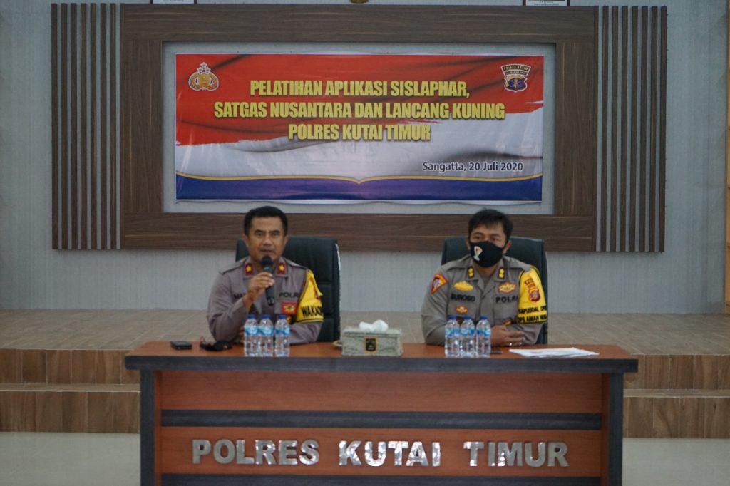 Latih Sistem Pelaporan Secara Online, Kabagdalops Polda Kaltim Kunjungi Polres Kutai Timur Untuk Berikan Arahan 21 6