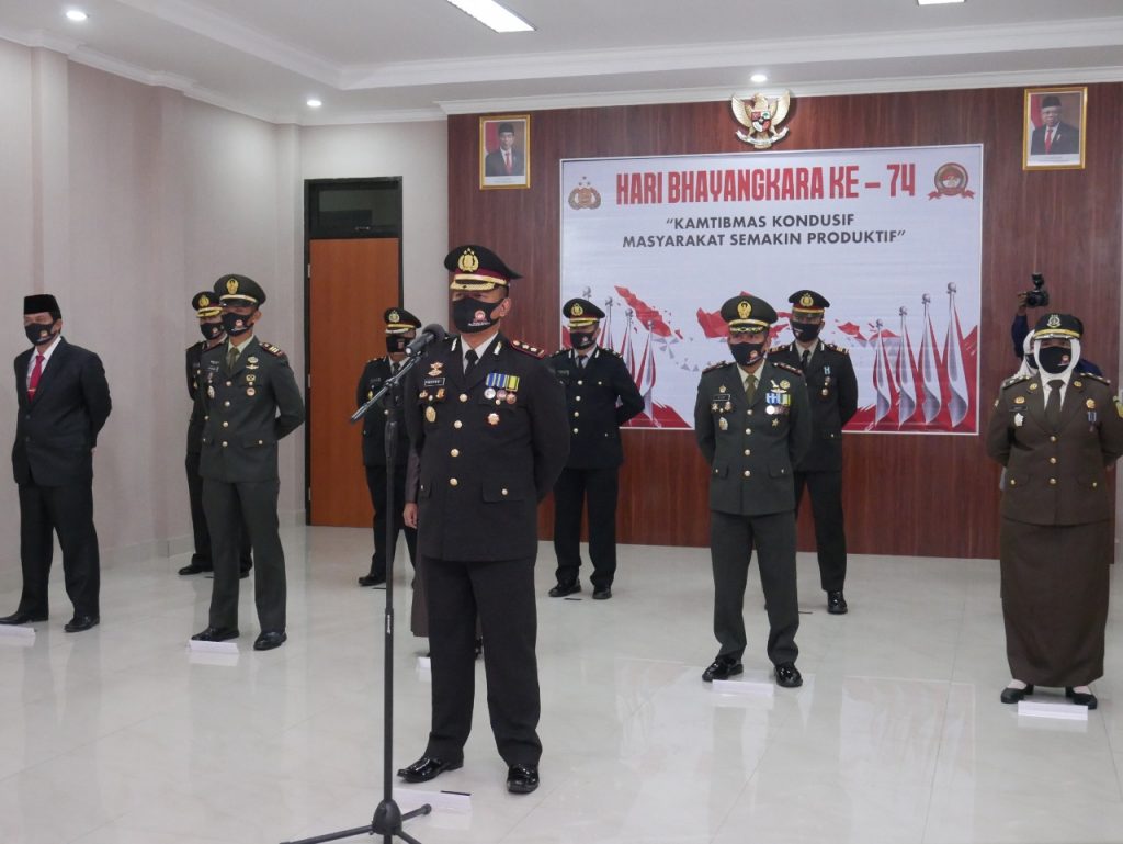 Upacara Hari Bhayangkara ke-74 Secara Virtual, Polres Bontang Terapkan Protokol Kesehatan WhatsApp Image 2020 07 02 at 09.26.33