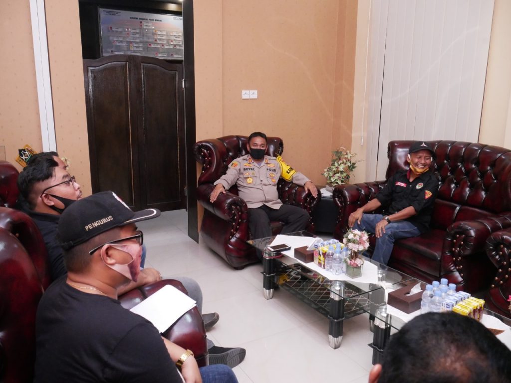 Jelang Pilkada 2020, Kapolres Bontang Silaturahmi Dengan Ormas Gepak WhatsApp Image 2020 07 10 at 09.24.03