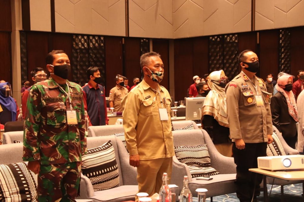 Polresta Samarinda Hadiri Rapat Pleno Rekapitulasi Balon Pasangan Pilkada 2020 WhatsApp Image 2020 07 21 at 18.12.05 1