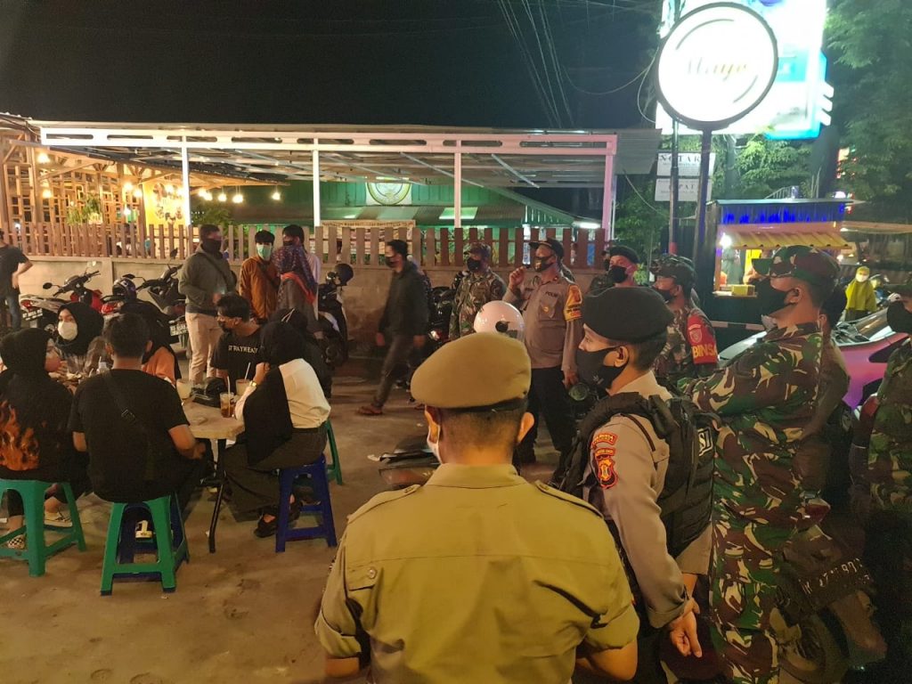 Wujudkan Kamtibmas Kondusif Jelang Pilkada 2020, Polresta Samarinda Gelar Patroli Gabungan WhatsApp Image 2020 07 26 at 7.38.47 AM
