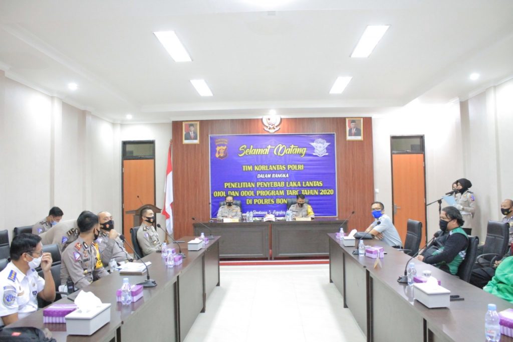 Korlantas Polri Gelar Penelitian dan FGD Penyebab Pelanggaran Serta Laka Lantas di Polres Bontang 15 1