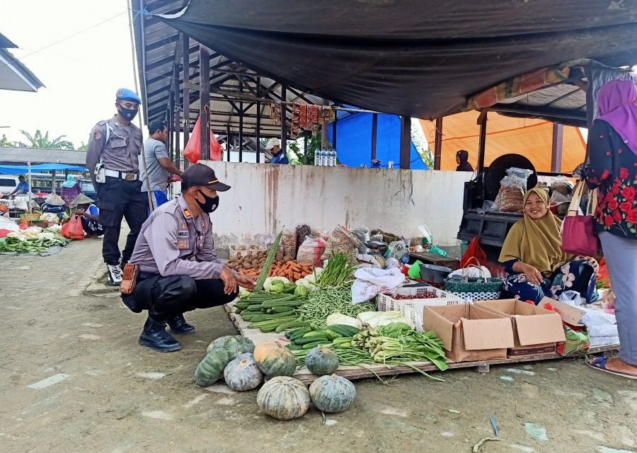 Gencar Sosialisasikan Adaptasi Kebiasaan Baru, Polsek Babulu Ajak Warga Patuhi Protokol Kesehatan IMG20200811092959 900x640 1