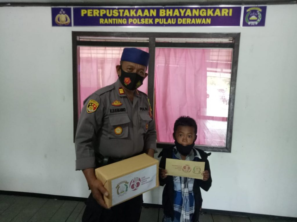 Sambut HKGB Ke-68, Polsek Pulau Derawan Gelar Bantuan Sosial Untuk Yatim Piatu WhatsApp Image 2020 08 09 at 11.16.51 AM