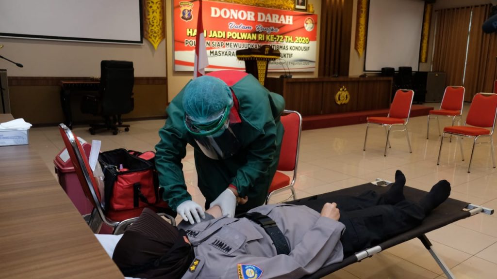 Jelang Hari Jadi Polwan RI Ke-72, Polwan Polda Kaltim Gelar Bakti Sosial Donor Darah WhatsApp Image 2020 08 11 at 8.01.10 AM