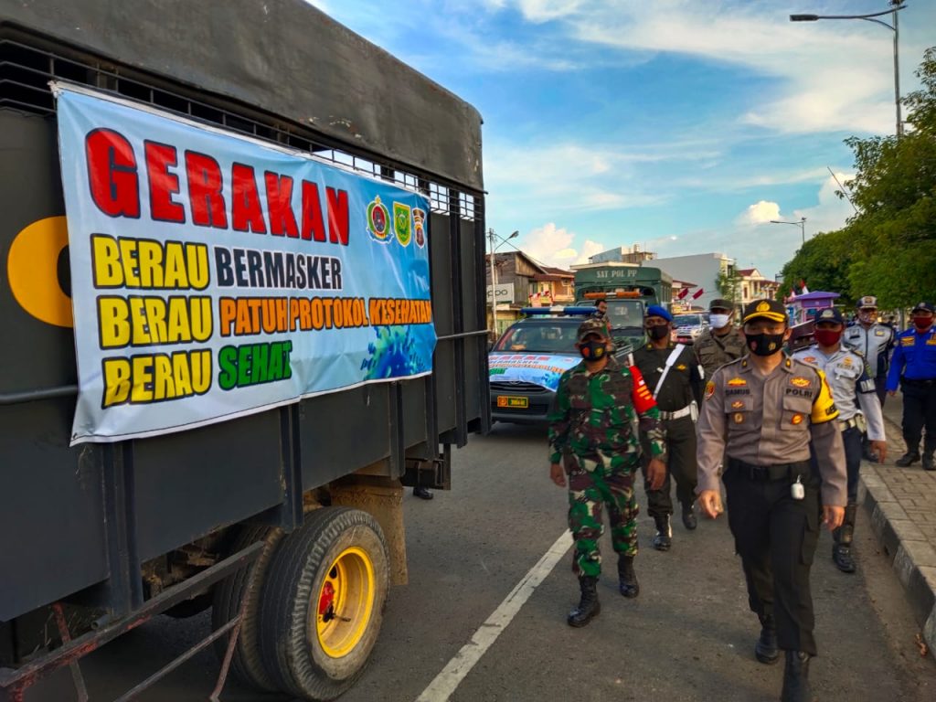 Ajak Masyarakat Patuhi Protokol Kesehatan, Polres Berau Inisiasi Gerakan Berau Bermasker WhatsApp Image 2020 08 26 at 10.54.30 AM
