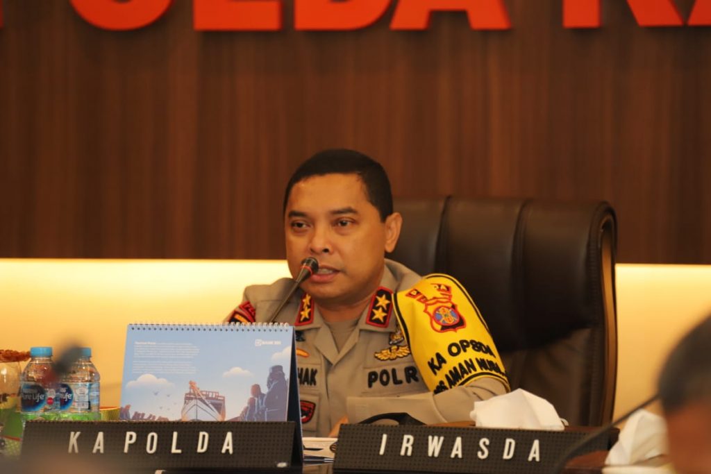 Bahas Sosialisasi Penggunaan Masker Serentak, Polda Kaltim Gelar Vicon Dengan Polres Jajaran 17 3