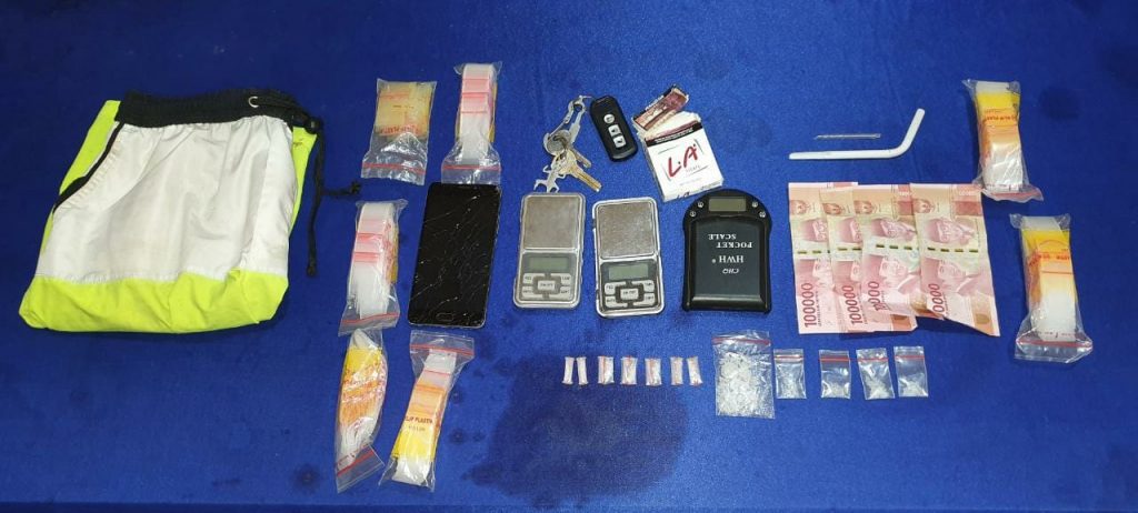 Polsek Muara Wahau Berhasil Amankan Seorang Pria Pelaku Penyalahgunaan Narkotika Jenis Sabu 9 2