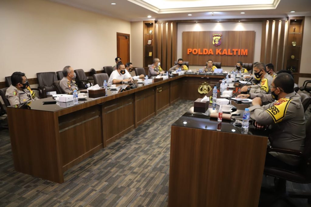 Kapolda Kaltim Pimpin Rapat Evaluasi Pencanangan “Etam Bamasker†WhatsApp Image 2020 09 09 at 10.26.21 AM