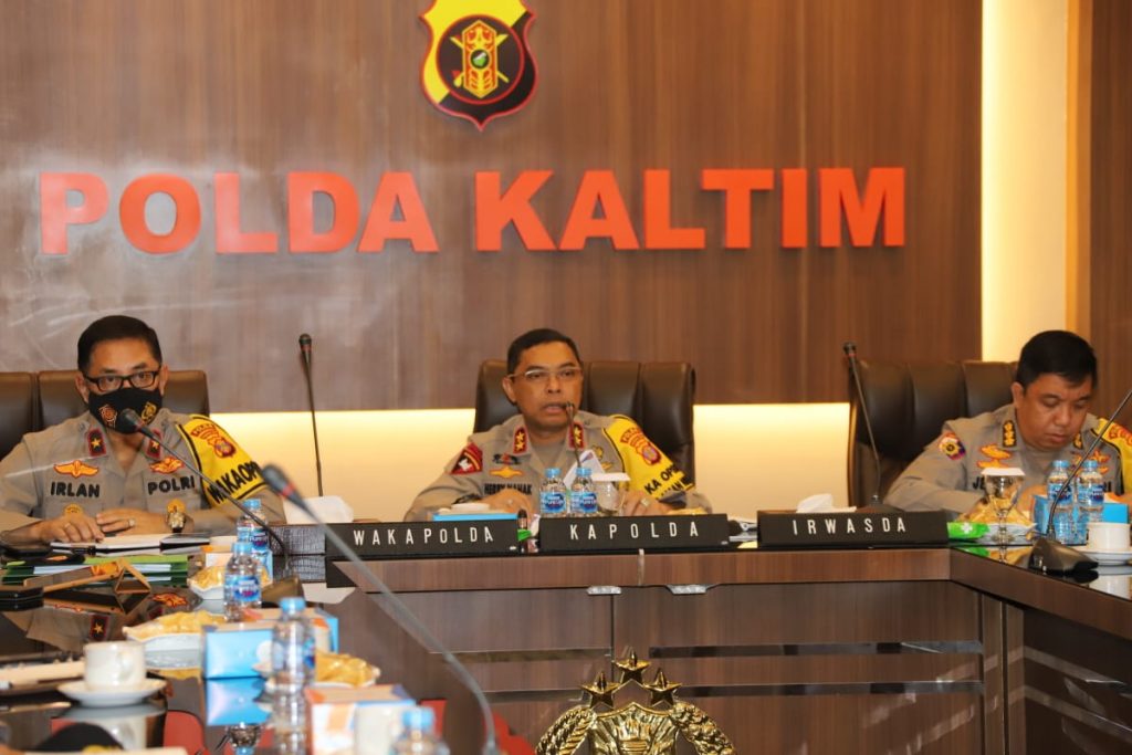 Bahas Perkembangan Situasi Kamtibmas, Polda Kaltim Ikuti Vicon dengan Wakapolri 12 9