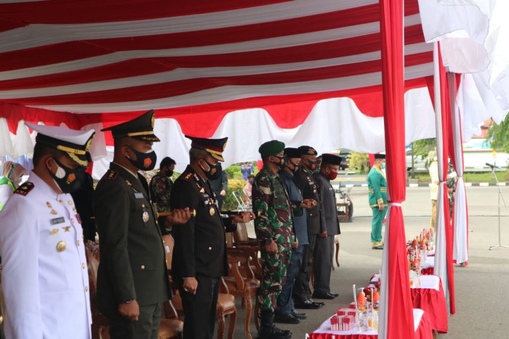 Kapolres Berau Hadiri Peringatan Hari Sumpah Pemuda di Halaman Kantor Bupati 2 13