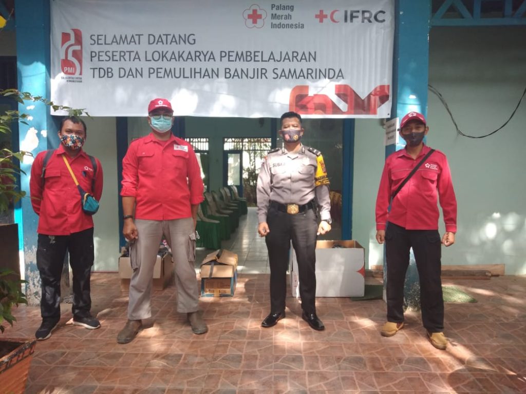 Bhabinkamtibmas Polsek Sungai Pinang Gandeng PMI Guna Cegah Penyebaran Covid-19 7 1