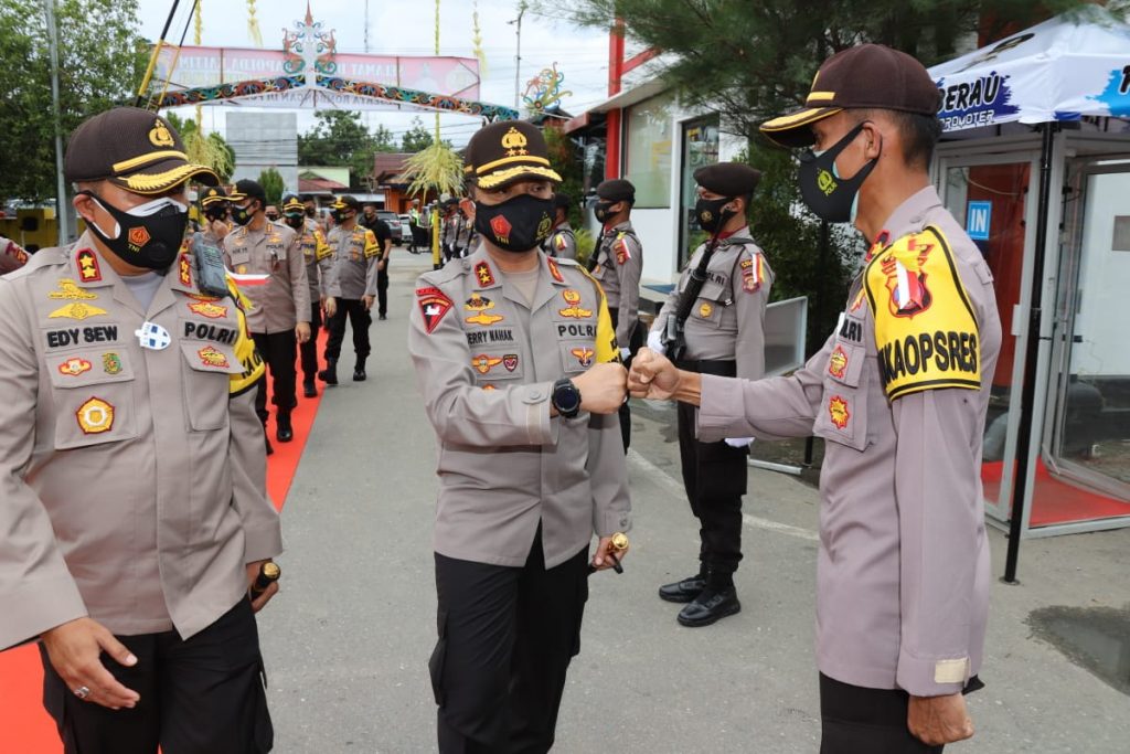 Wujudkan Kamtibmas Kondusif, Kapolda Kaltim Kunjungan Kerja Ke Polres Berau WhatsApp Image 2020 10 15 at 12.51.28 PM