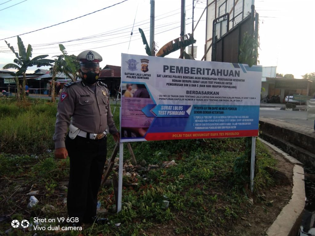 Gelar Operasi Zebra 2020, Polres Bontang Pasang Spanduk Imbauan Tertib Berlalu Lintas 10 3