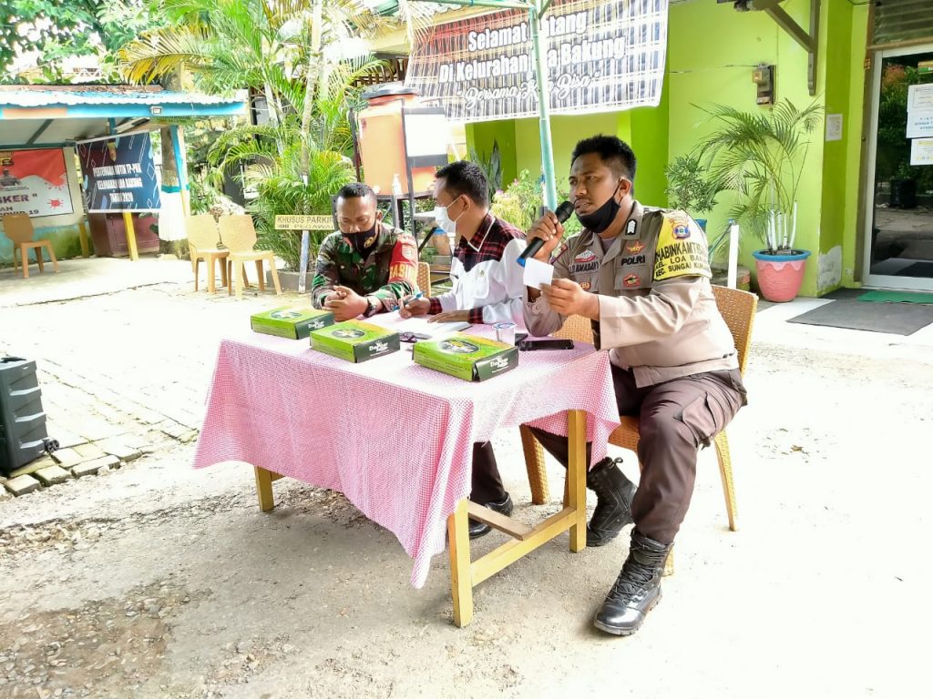 Sosialisasikan Protokol Kesehatan, Bhabinkamtibmas Polsek Sungai Kunjang Gelar Forum Group Discussion 10 8