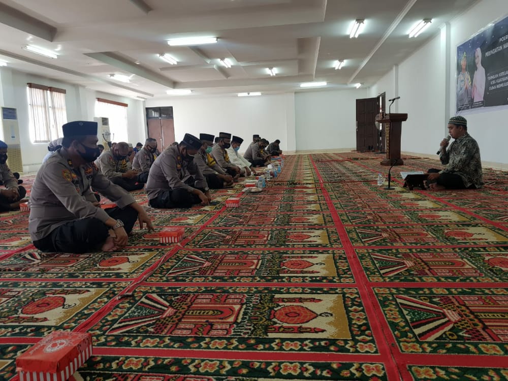 Terapkan Protokol Kesehatan, Polres Kukar Gelar Peringatan Maulid Nabi Muhammad SAW 1442 H WhatsApp Image 2020 11 04 at 7.48.44 AM 1