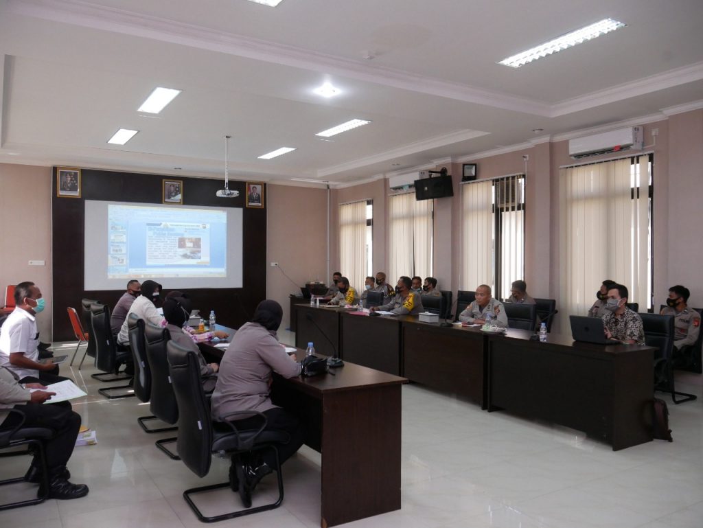 Menuju WBBM Tahun 2020, Polres Bontang Terima Tim Penilai Internal Mabes Polri WhatsApp Image 2020 11 05 at 8.51.32 AM