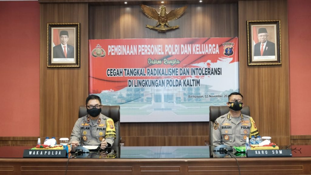 Wakapolda Kaltim Pimpin Kegiatan Pembinaan Penanggulangan Radikalisme dan Intoleransi WhatsApp Image 2020 11 12 at 12.21.23