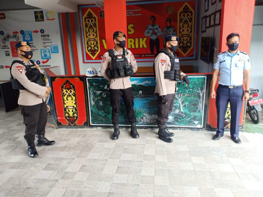 Unit Patroli Brimob Kaltim Sambang Rutan Kelas II B Balikpapan, Himbau Tetap Laksanakan Pemeriksaan Sesuai SOP 11 2
