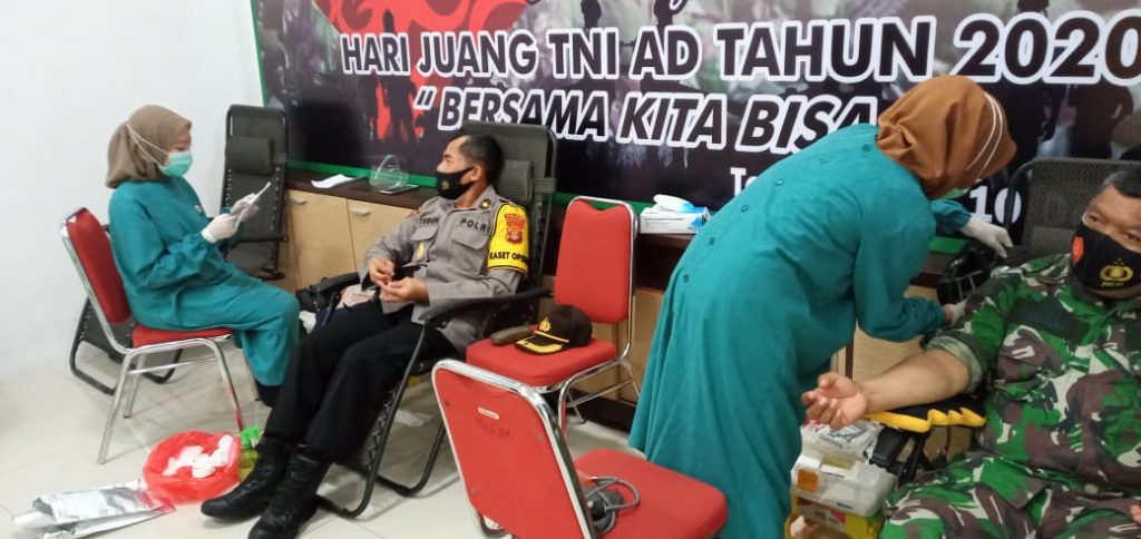 Jelang Peringatan Hari Juang TNI AD, Polres Kukar Ikuti Aksi Donor Darah WhatsApp Image 2020 12 11 at 8.24.37 AM