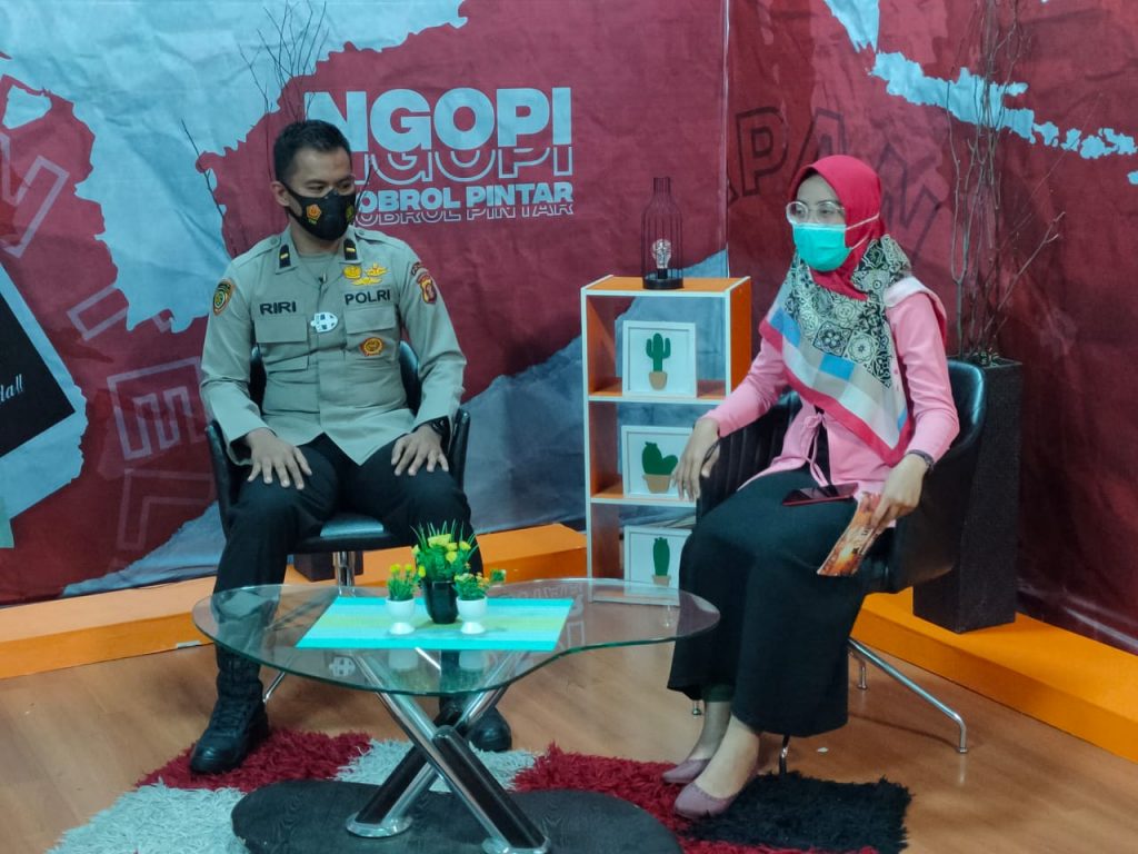 Talkshow dengan Btv, Polda Kaltim Jelaskan Peran Psikologis Polri WhatsApp Image 2020 12 16 at 13.42.36