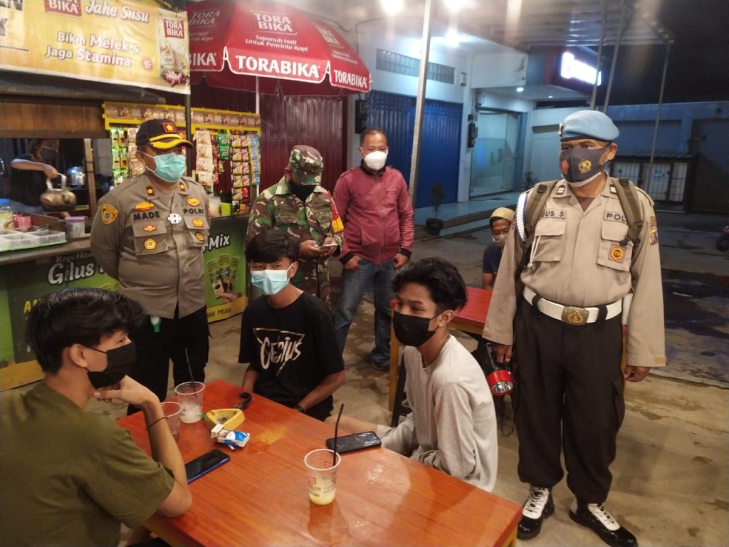 Tingkatkan Kedisiplinan Masyarakat, Polsek Samarinda Seberang Gelar Operasi Yustisi WhatsApp Image 2020 12 21 at 10.35.31 AM