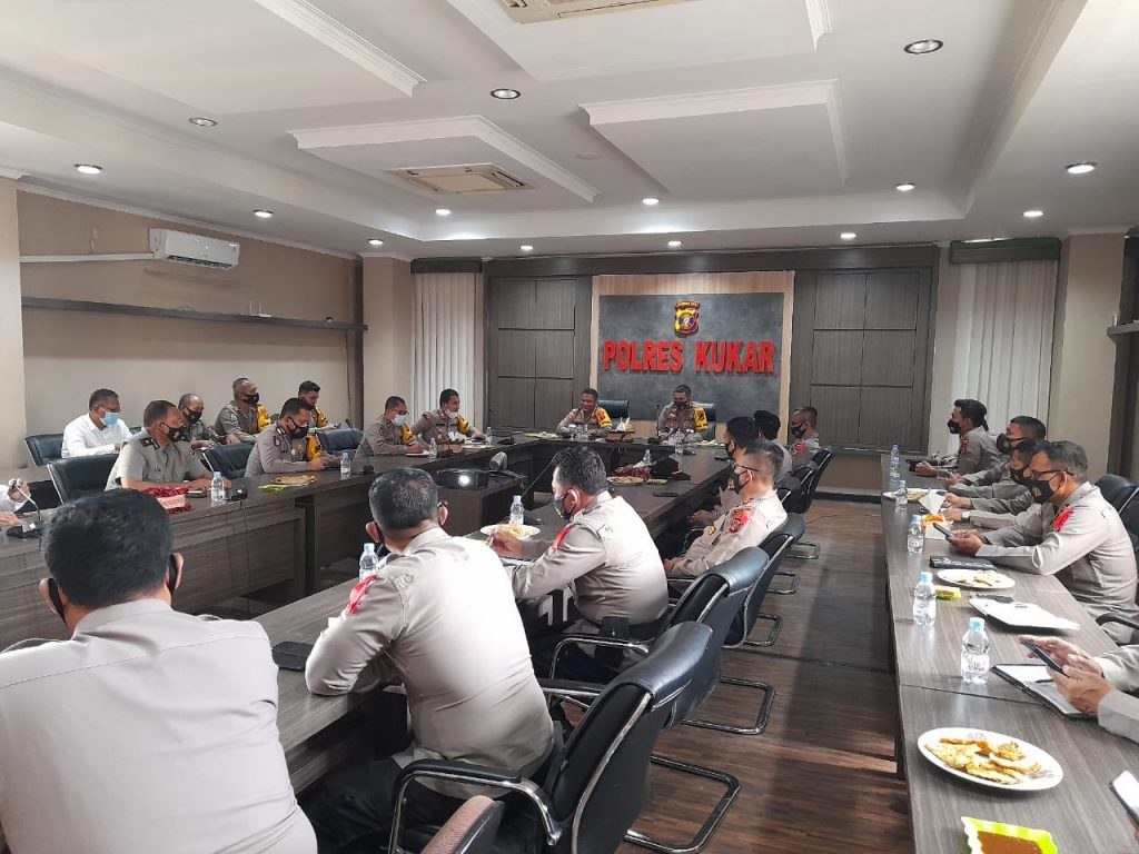 Antisipasi Gangguan Kamtibmas, Kapolres Kukar Pimpin Anev Mingguan WhatsApp Image 2020 12 29 at 9.14.17 AM