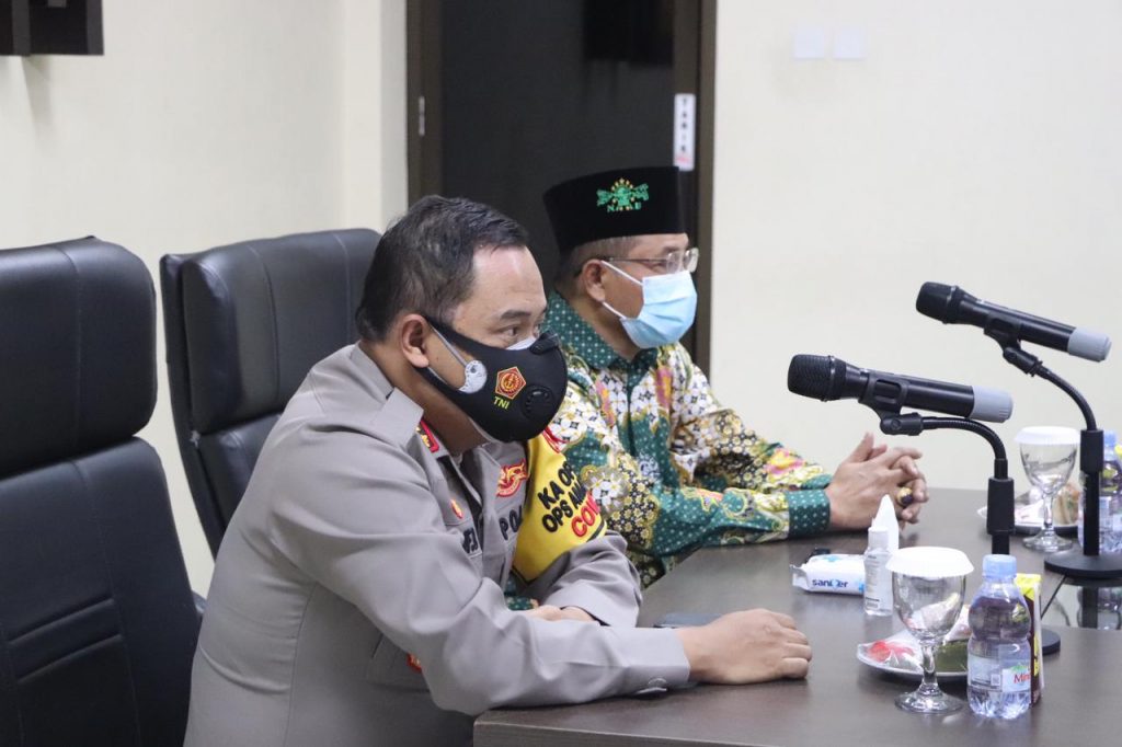 Sinergikan Umara dan Ulama, Kapolresta Samarinda Ikuti Vicon Bersama Kapolri dan PBNU 15 7