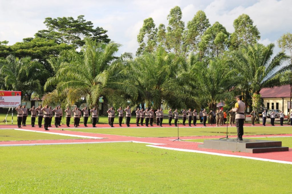 Polres PPU, Laksanakan Apel Kesiapan Pasukan Untuk Amankan Malam Tahun Baru 2021 7