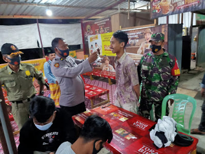 Gelar Operasi Yustisi Covid-19, Polsek Samarinda Seberang Sambangi Pusat Keramaian IMG 20210117 WA0011