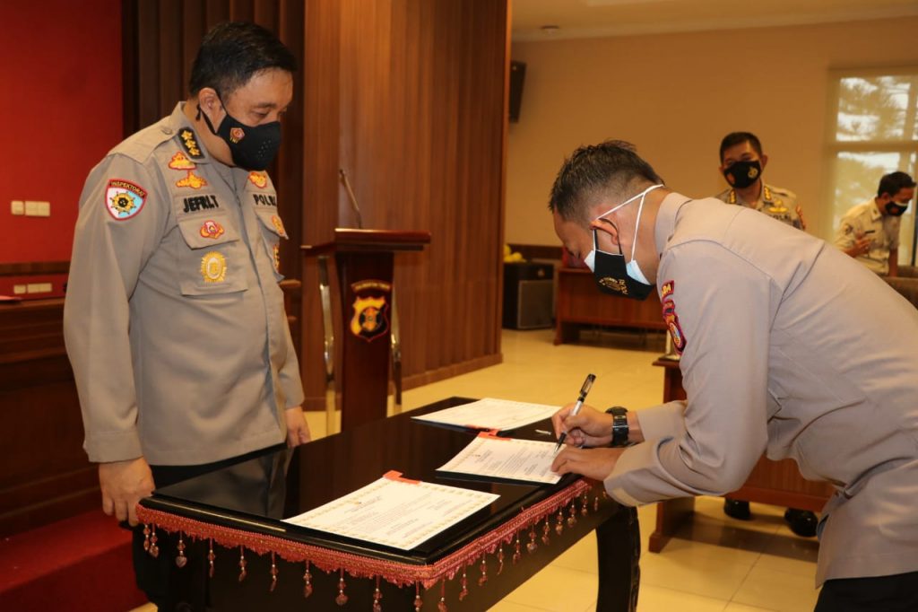 Irwasda Polda Kaltim Pimpin Sosialisasi dan Penandatanganan DIPA/RKA- KAL T.A.2021 WhatsApp Image 2021 01 06 at 8.16.40 AM
