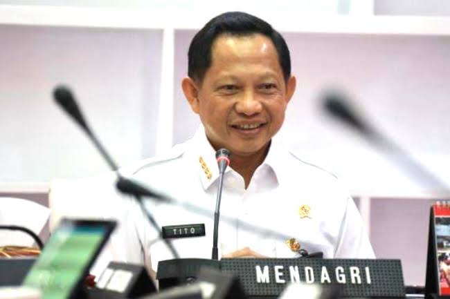 Tito Karnavian Sampaikan Pesan Ini ke Calon Kapolri Komjen Listyo Sigit WhatsApp Image 2021 01 18 at 9.24.03 PM