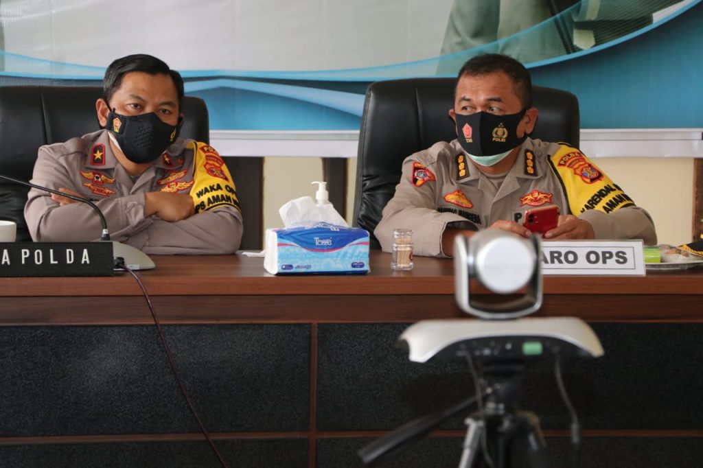 Bahas Pelaksanaan Bansos Untuk Korban Bencana Alam, Wakapolda Kaltim Ikuti Vicon Dengan Irwasum Polri WhatsApp Image 2021 01 19 at 12.24.49 PM