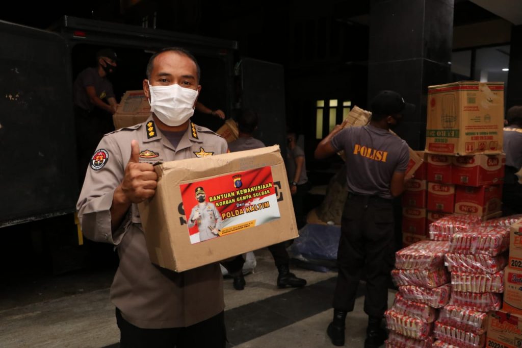 Bantuan Polda Kaltim Tiba di Mamuju, Siap Didistribusikan Kepada Korban Gempa Sulawesi Barat WhatsApp Image 2021 01 23 at 19.43.35