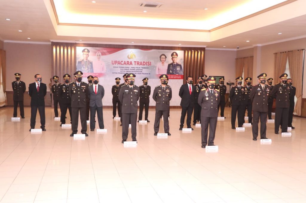 Polda Kaltim Ikuti Upacara Serah Terima Jabatan Kapolri Secara Virtual WhatsApp Image 2021 01 27 at 3.25.07 PM