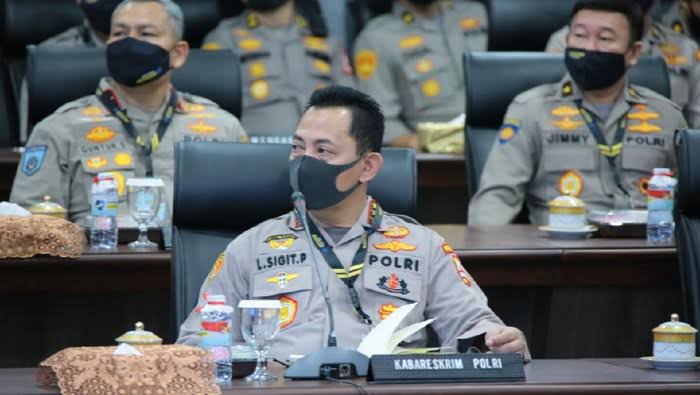 Karakter Pemimpin Bersahaja dan Gemar Membantu, Calon Kapolri Pilihan Presiden images 60