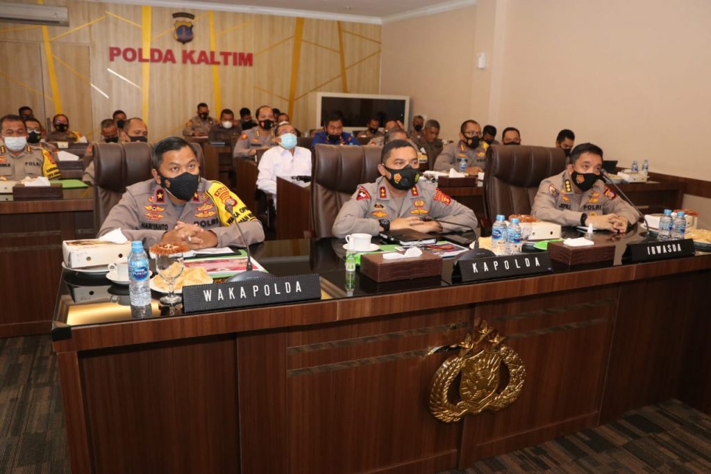 Anev Pelaksanaan Ops Amanusa II, Kapolda Kaltim Ikuti Vicon dengan Kapolri 18 1