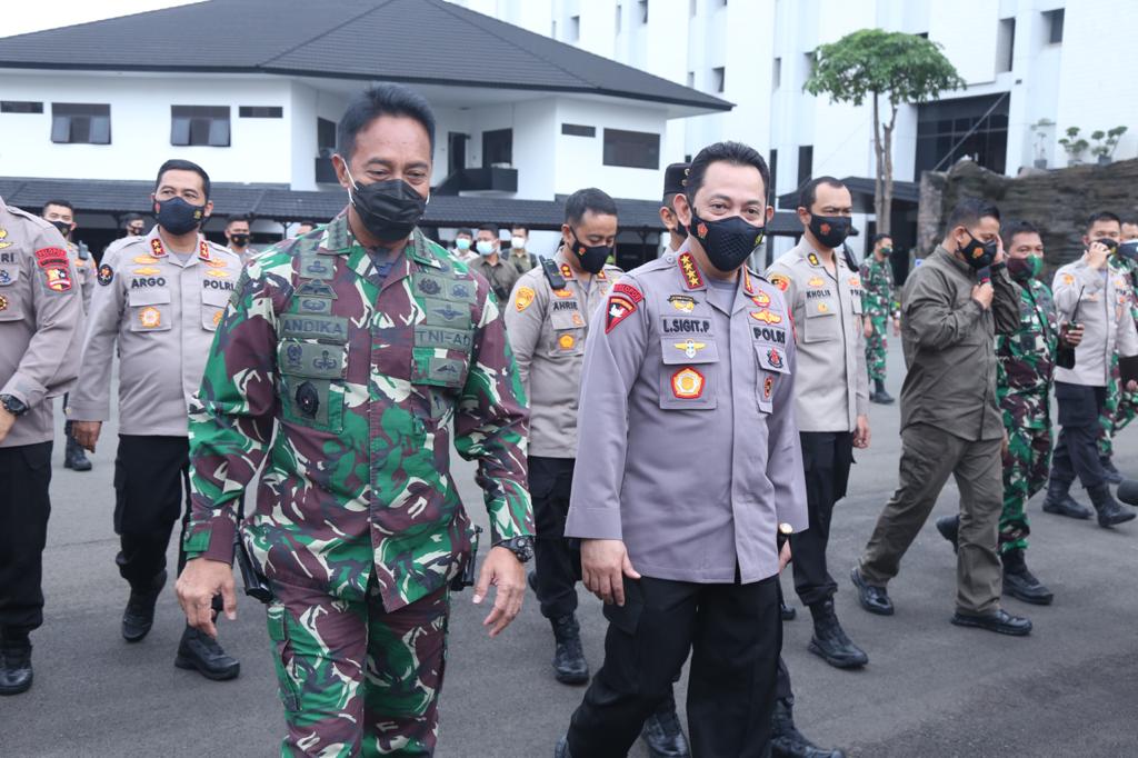 Kapolri Lakukan Kunjungan Kehormatan kepada KSAD 25