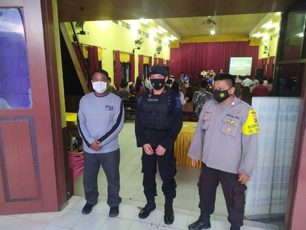 Wujudkan Kamtibmas yang Kondusif, Personel Polsek Samarinda Seberang Maksimalkan Pengamanan Tempat Ibadah 12 7