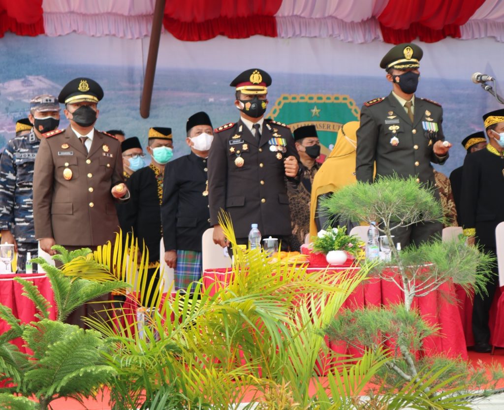 Kapolres Hadiri Upacara Peringatan HUT Ke-19 Kabupaten Penajam Paser Utara WhatsApp Image 2021 03 11 at 11.22.17 AM
