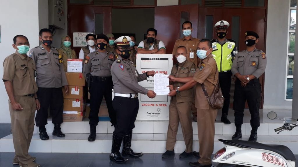 Amankan Jalur Distribusi Vaksin, Polsek Samarinda Ulu Terjunkan Personel WhatsApp Image 2021 03 17 at 11.42.25