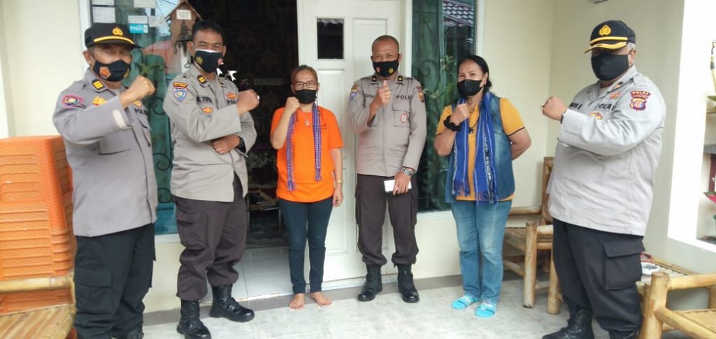 Sambangi Komunitas Papua, Dit Binmas Polda Kaltim Sampaikan Himbauan Kamtibmas dan Bagikan Sembako 15 2