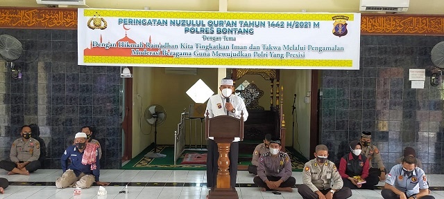 Dengan Terapkan Protokol Kesehatan, Polres Bontang Gelar Peringatan Nuzulul Qur’an 2 14