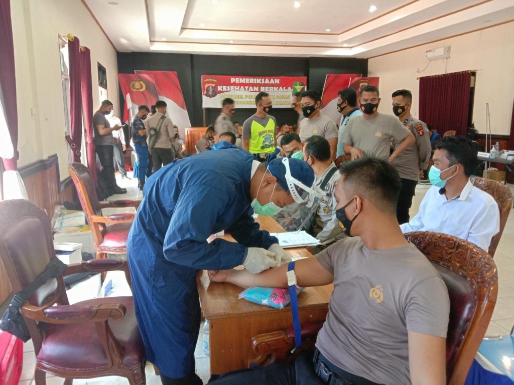 Tim Biddokkes Polda Kaltim Laksanakan Rikkes Berkala Bagi Personel Polres Kubar 3 2