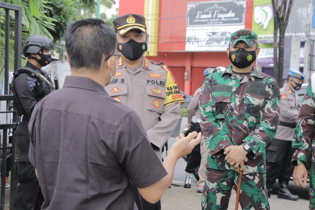 Pastikan Keamanan Ibadah Paskah 2021, Kapolresta Samarinda : “Personel Tetap Siaga” 6 1