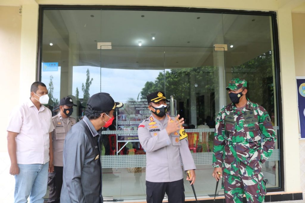 Pastikan Kondusifitas Kamtibmas, Kapolres PPU Bersama Dandim 0913 dan Wakil Bupati Cek Pengamanan Paskah Diwilayah Penajam 8 1